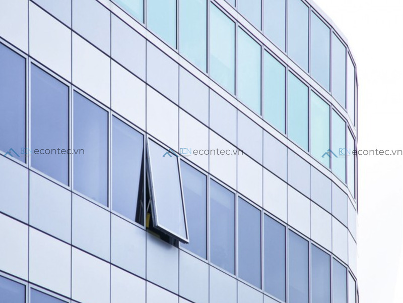 WW150 đạt kín nước 9A, ổn định trước gió bão