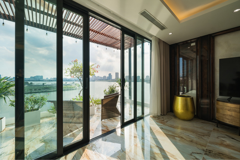 Cửa trượt Roto Patio Inowa kín khít tuyệt đối Cửa nhôm kính lùa 4 cánh Roto