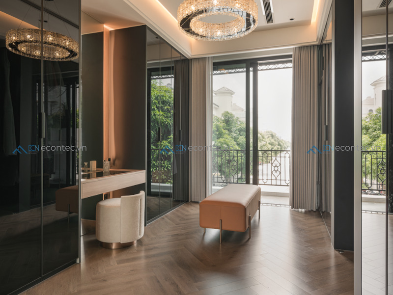 Cửa trượt Roto Patio Inowa kín khít vượt trội, vận hành êm ái