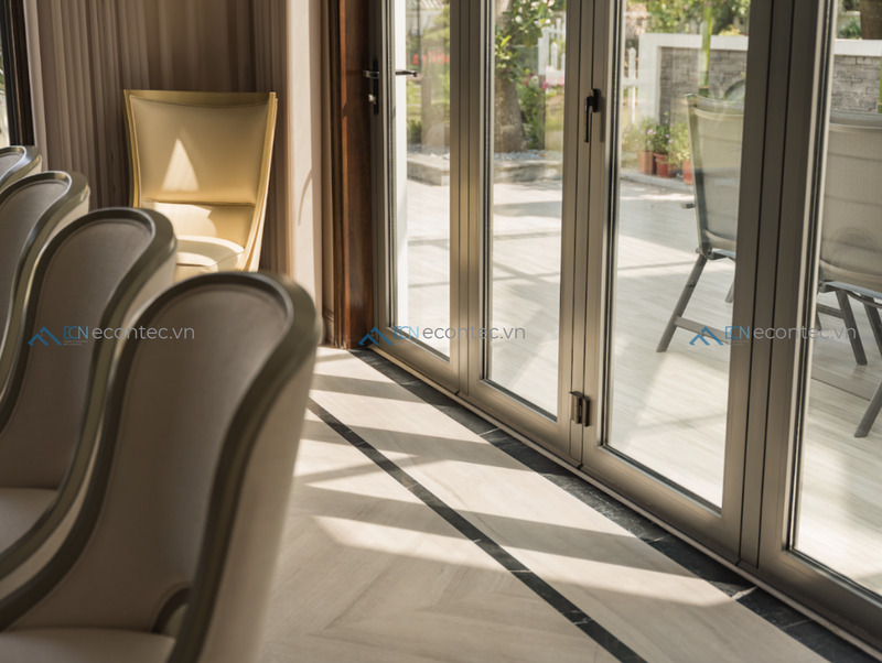 Cửa gấp trượt Roto Patio Fold mở rộng tối đa không gian sống