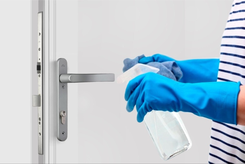 Mẹo bảo trì và quy trình vệ sinh cửa nhôm định kỳ hiệu quả Cửa nhôm kính cho công trình ven biển