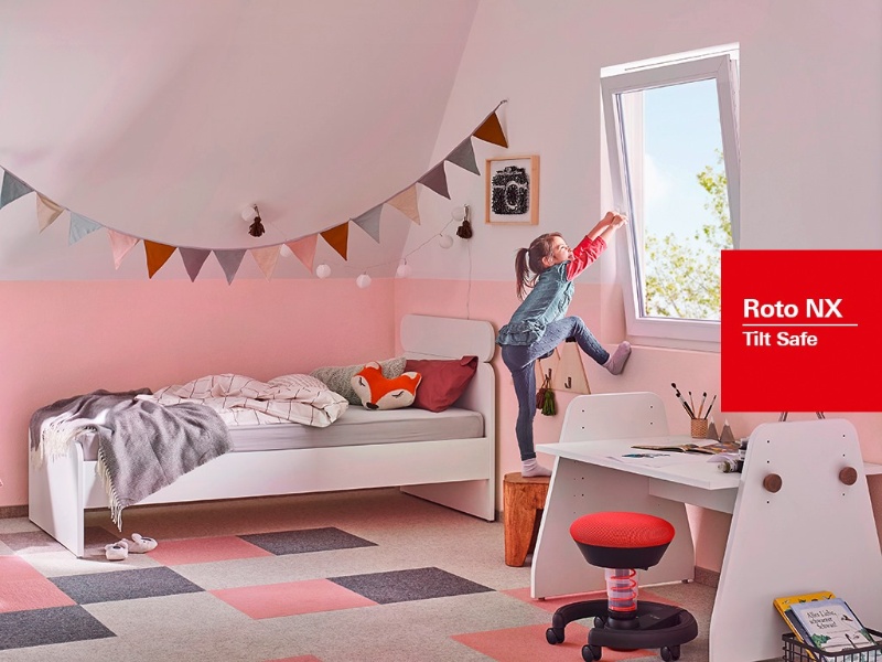 Cửa sổ quay lật FN52T an toàn và thông gió hiệu quả