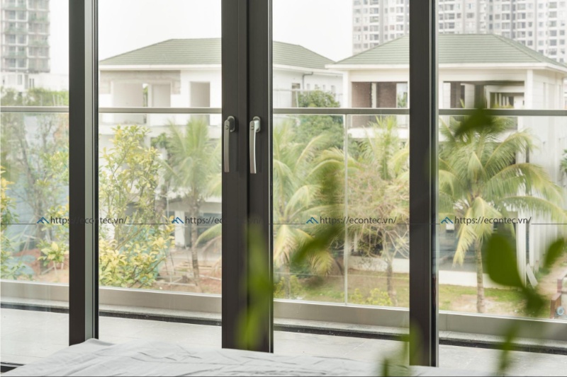 Cửa trượt Roto Patio Inowa kín khít vượt trội