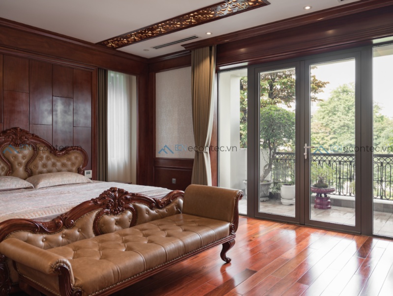 So sánh cửa nhôm phòng ngủ tối ưu công năng và không gian Cửa nhôm cho phòng ngủ nên dùng loại nào
