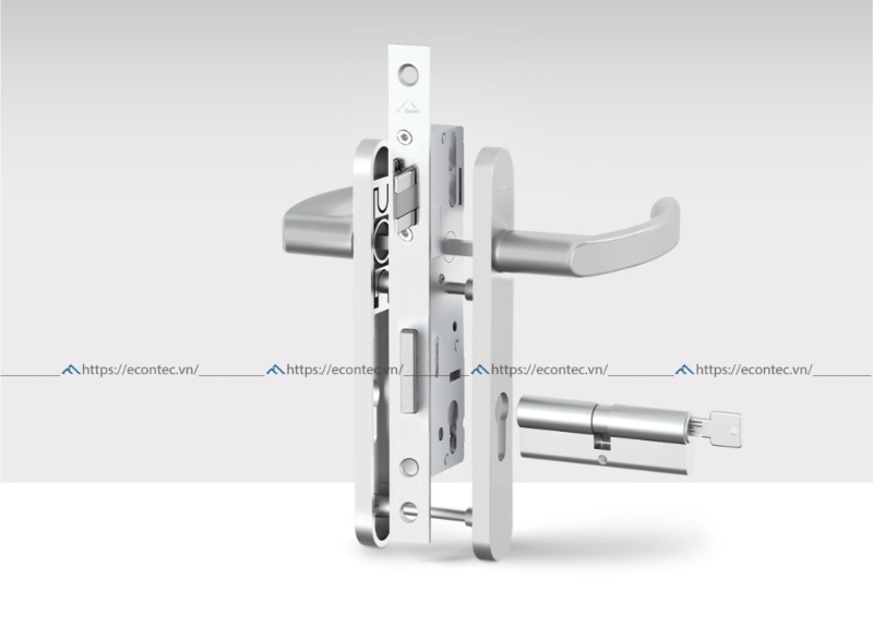 Khóa đa điểm Cửa đi mở quay an toàn, vận hành bền bỉ