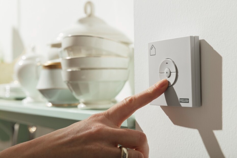 Xu hướng cửa mái biệt thự ưu tiên tối giản và công nghệ Cửa sổ mái cho nhà biệt thự